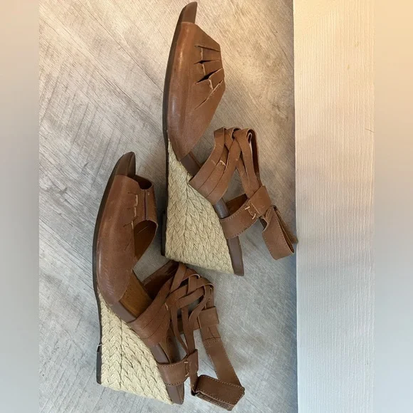 Clark’s Artisan Espadrille wedge - tan leather, size 9M - Picture 6 of 11